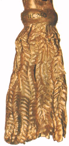 대 제사장의 옷에 달았던 한 금솔 :  이것은 갈그미스에서 출토되었는데 B.C. 14세기경의 것으로 추정된다.